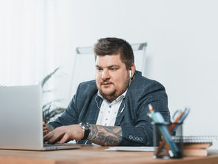 SNSでの発言は慎重に１クッション置こう