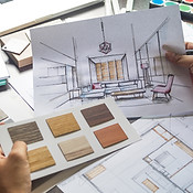 Diseñador de interiores en el trabajo