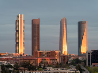 Saudi Arabia Business: Invest, Operate, and Grow in the Kingdom