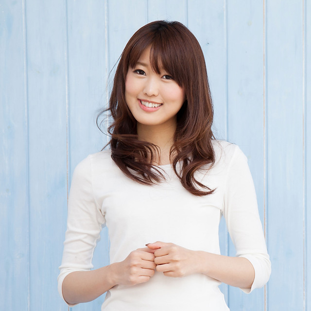 笑顔の女性
