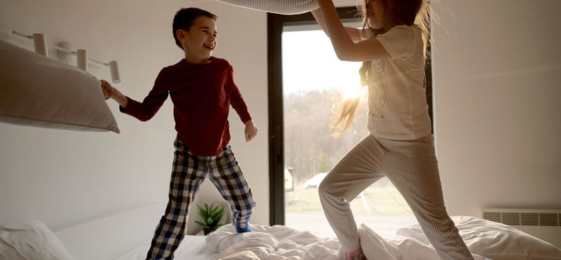 Pelea de almohadas Sogupace