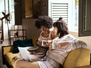 Shatavari: Ayurveda’s Most Important Herb for Women (Complete Guide for Hormones, Menopause & Every Dosha)