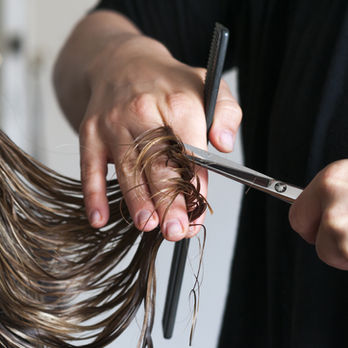 At the hairdresser’s
