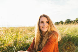 Kvinna i naturen