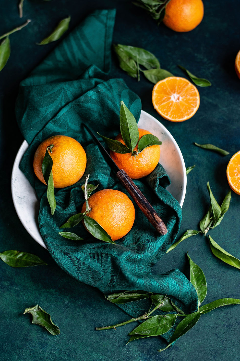 Fresh Oranges Display