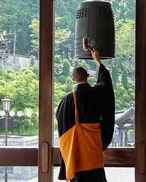 Campana del templo de Japón