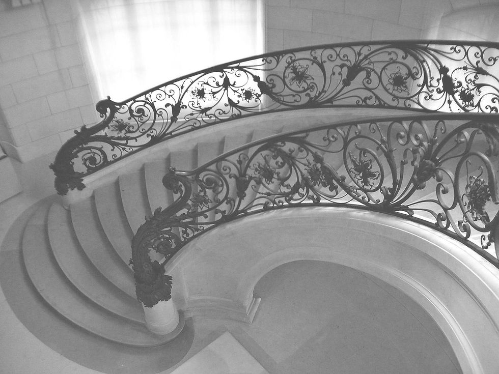 Escalier en colimaçon orné