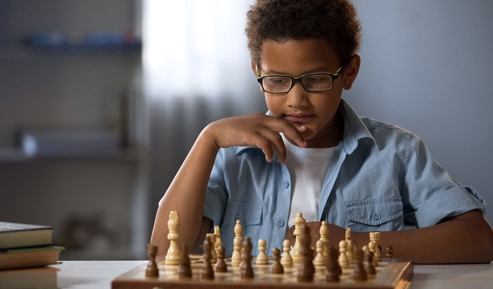 Aprendiendo ajedrez en casa