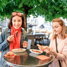 „Preis-Schock: 16,90 € für Currywurst – Empörung im Netz“