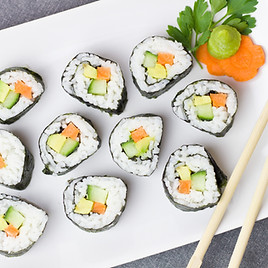 Sushi sur assiette