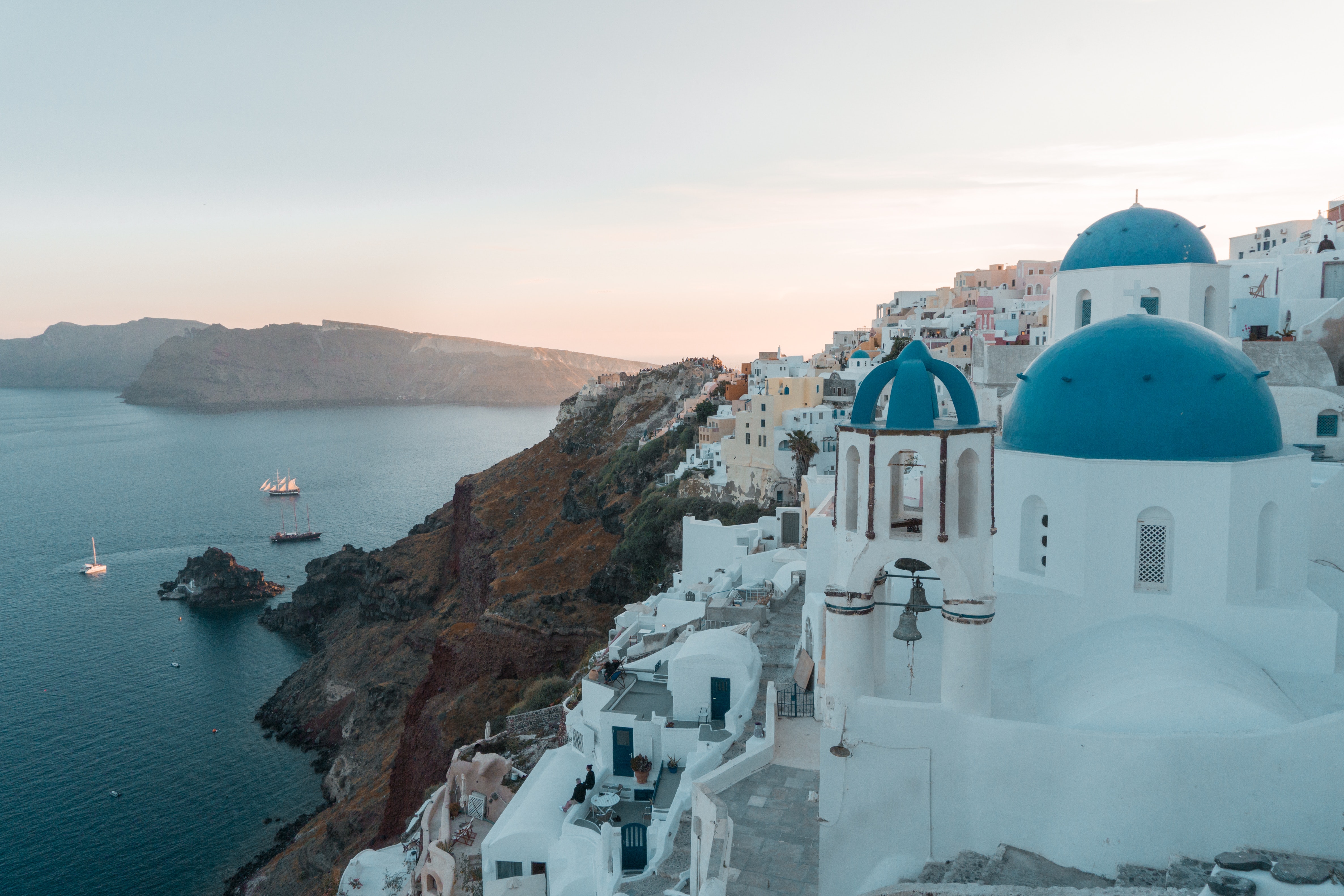 Santorini Escape: A Dreamy Adventure — photo 4