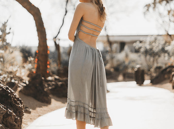Vestido costas abertas