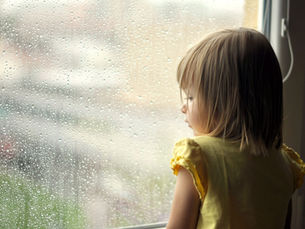 Embracing Montessori: Indoor Activities for Cold or Rainy Weekends with Kids