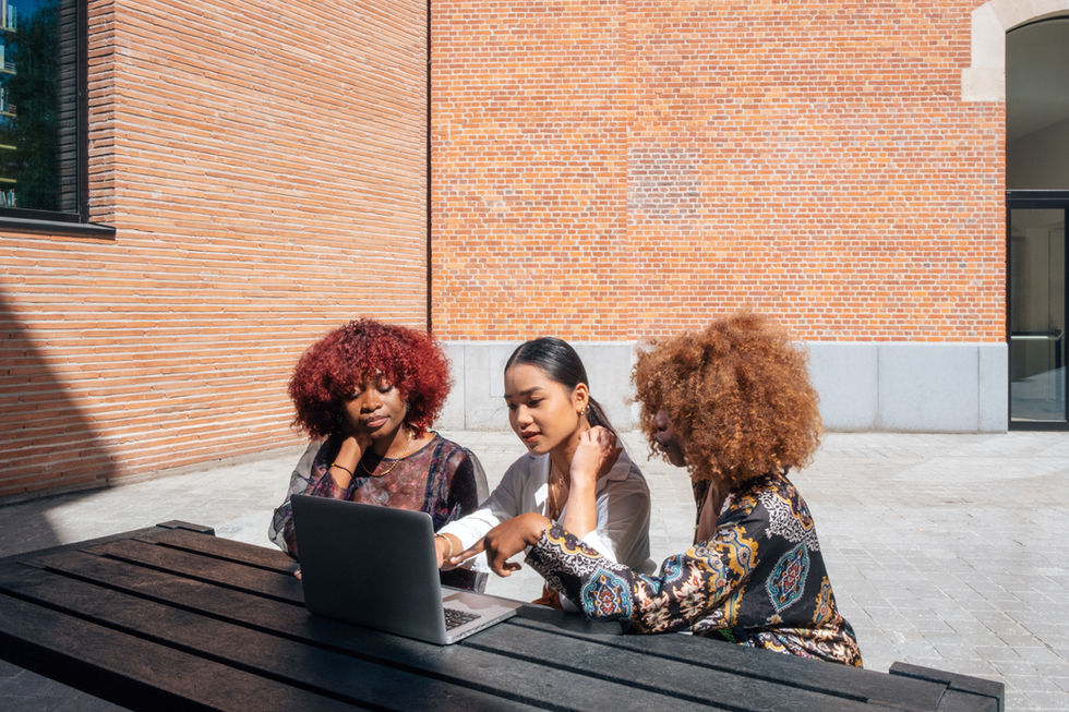 Maximizing Sales through Effective Social-Commerce Strategies