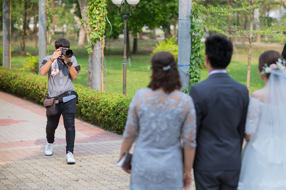 Photographer Captures Wedding