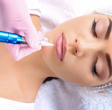 Permanentes Lippen Make-up