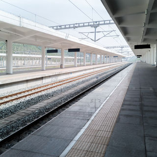 Китайский сверхскоростной поезд CR450: новые стандарты в мировой железнодорожной отрасли