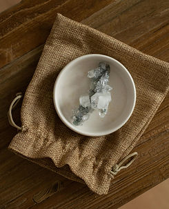 Crystal in ceramic bowl