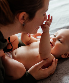 Bébé heureux