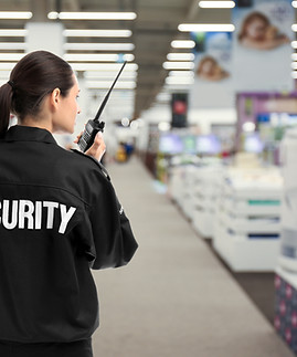 Agent de sécurité en uniforme