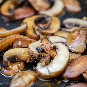 CHICKEN MARSALA