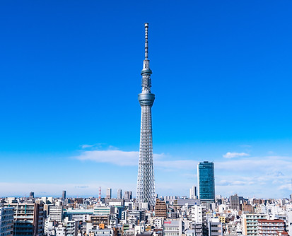スカイツリーと住宅街