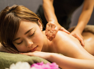 Massage relaxant du dos