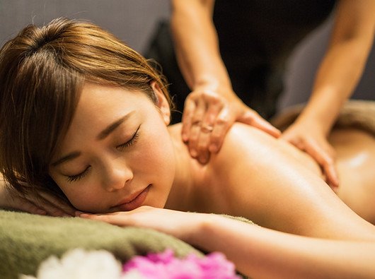 Расслабляющий массаж спины