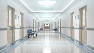Allée vide à l’hôpital