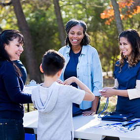 Volunteer in a circle
