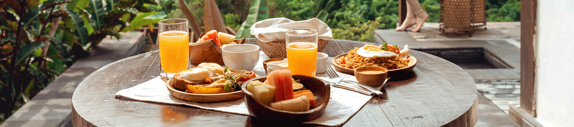 Tropical Breakfast Setting