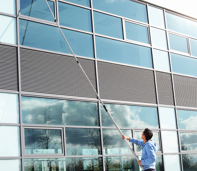 Window cleaner using the water fed pole system