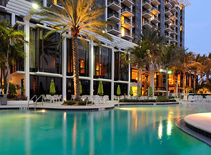 piscina del hotel