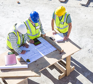 Architekt auf der Baustelle