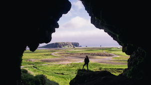 A Jornada do Imigrante em Análise: Conquistando seu Mundo Interior