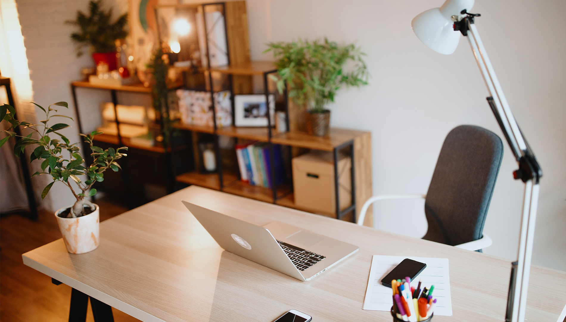 Modern Office Desk