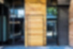 Porta de madeira moderna