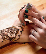 Henna Artist