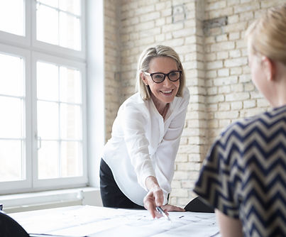 Lachende collega