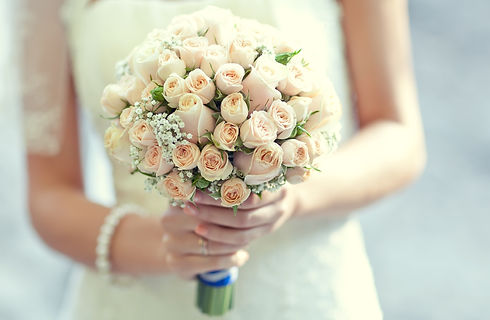 A bride holding a bouquet