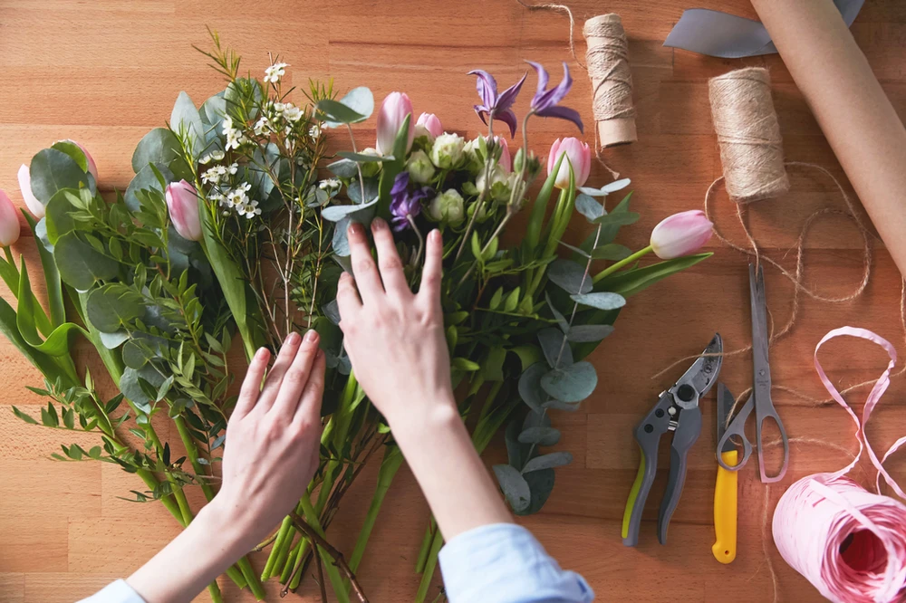 TECHNIQUES IN PROFESSIONAL FLORAL DESIGNS My Site