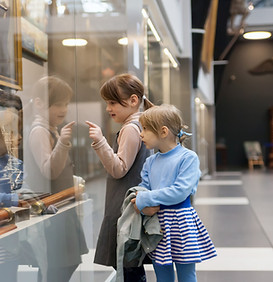 Kids visiting a museum