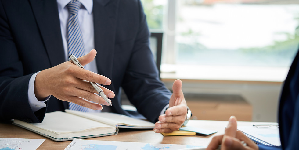 Consultoria de negócios e gestão de riscos financeiros administrativos
