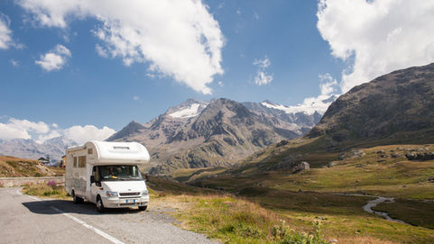 WHAT YOU SHOULD DO BEFORE YOU BEGIN YOUR CARAVAN JOURNEY