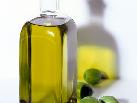Whisp-Er Thin: Mastering the Art of Cooking with Minimal Oil Like a Pro Chef