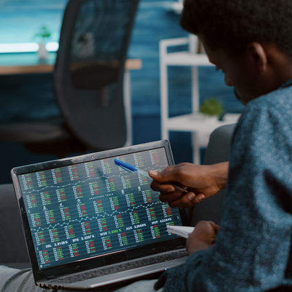 Ibovespa bate recorde histórico e reforça otimismo do investidor — o que está por trás da alta? 