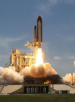 ケネディ宇宙センター、スペースシャトル、アトランティス号、アポロサターンV、ロケットガーデン、宇宙食  、アルテミス、