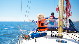 enfant en croisière voilier