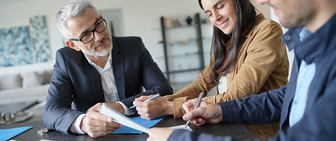 Assinando um contrato