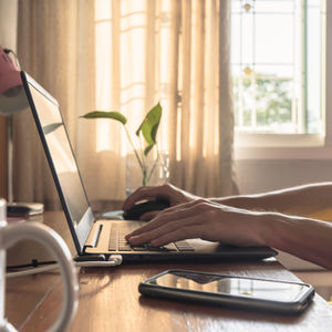 Transforming Internal Communications: From Disconnected to Thriving Community